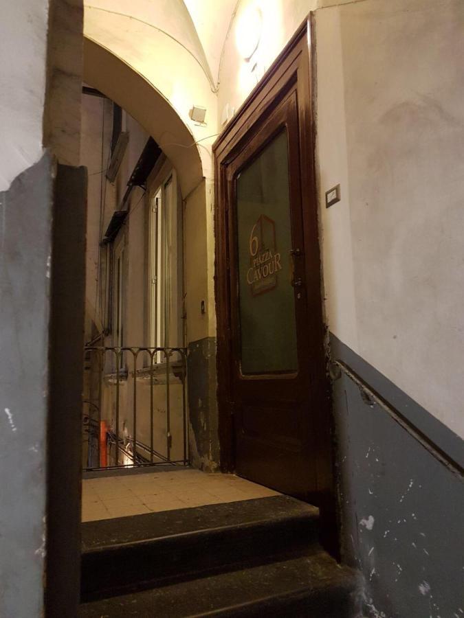 61 Piazza Cavour * Neapel