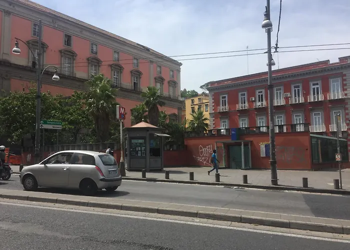 61 Piazza Cavour Napoli